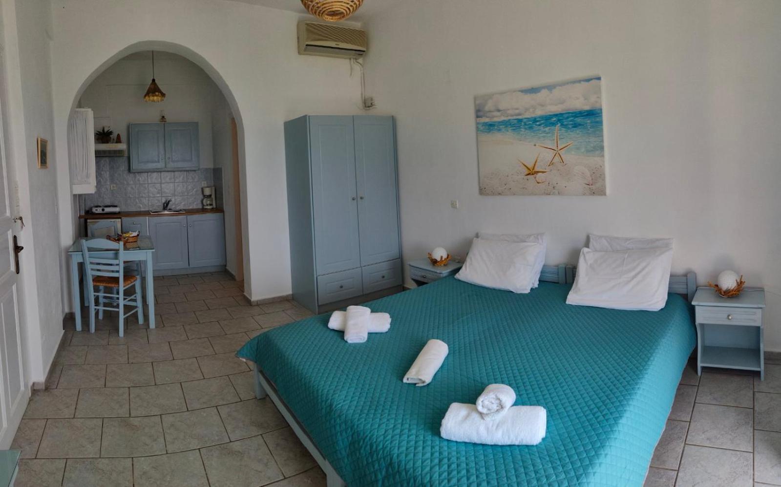 Maganas Hotel Livadi  Luaran gambar