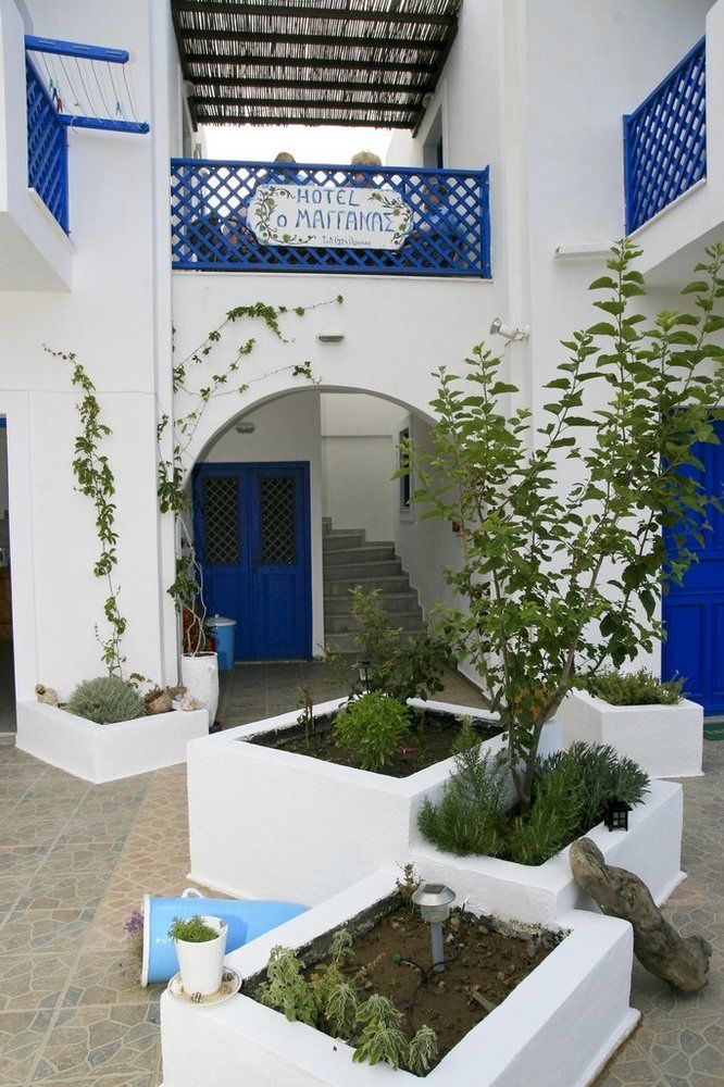 Maganas Hotel Livadi  Luaran gambar